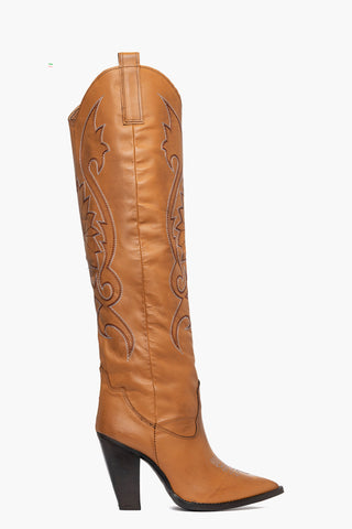 New Cecilia leather boots with embroidery