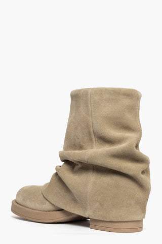 Megan 1350 amphibious ankle boot in taupe suede