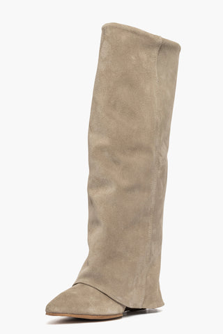 Stivali camoscio taupè con risvolto e zip 1719