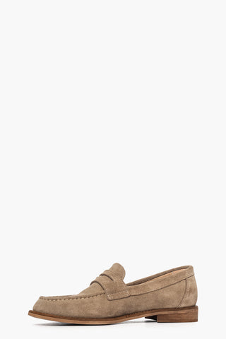 Moccasin in taupe suede with Monique embroidery