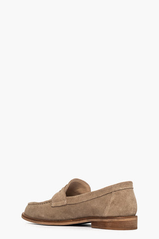 Moccasin in taupe suede with Monique embroidery