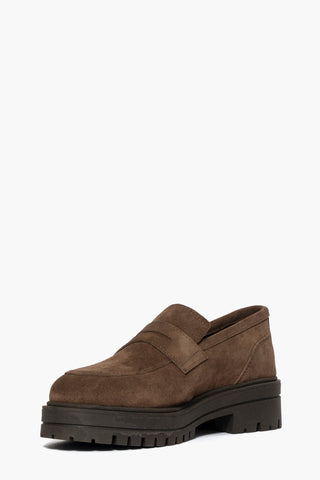 Ibz30 mud suede moccasins