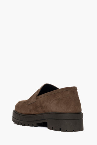 Ibz30 mud suede moccasins