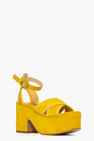 Sandalo con zeppa camoscio giallo Maracaibo 10