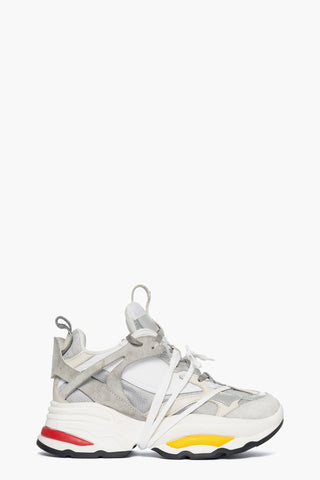 Sneakers camoscio ghiaccio e pelle Quadri 500