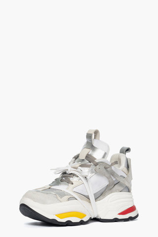 Sneakers camoscio ghiaccio e pelle Quadri 500