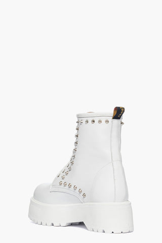 Oxford 84 white leather ankle boots with glitter and silver studs