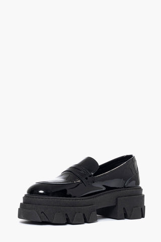 Wake 20 black patent moccasins