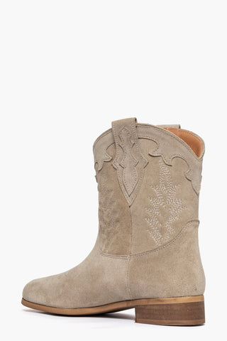 Stivaletti camoscio taupè con ricami 298