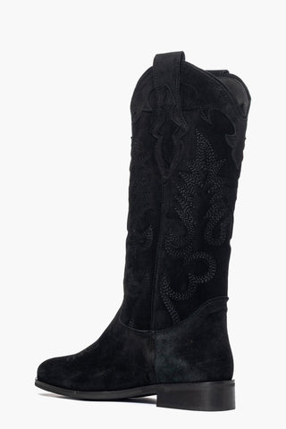 Stivali camoscio nero con ricami 296