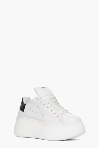 Lexa One - Sneakers in Pelle Bianco e Nero — Tre quarti davanti