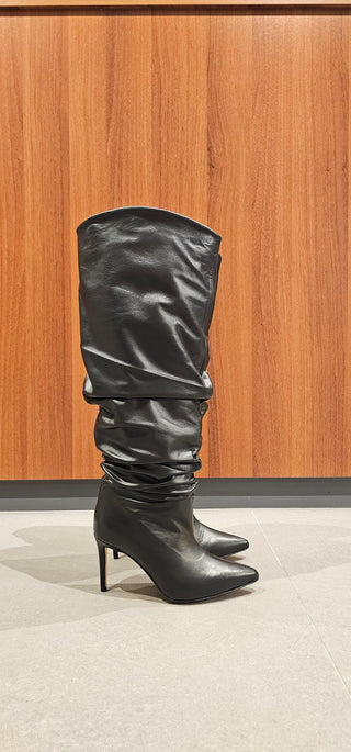 Stivale aggrappato pelle nero Orietta Chic