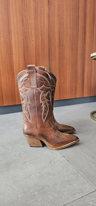 Stivale Irene Mers nabuk ingrassato cuoio spazzolato con ricamo