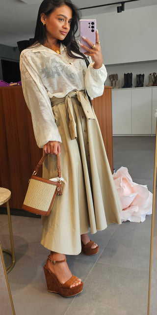 Sandalo con zeppa camoscio beige Carmensita Francy